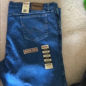 Brand new, with tags Men’s Wrangler Jeans